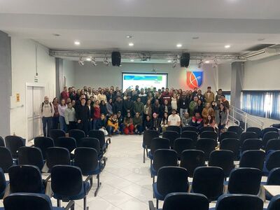 Agentes de Combate às Endemias de Laranjeiras do Sul participam de capacitação em Guarapuava
